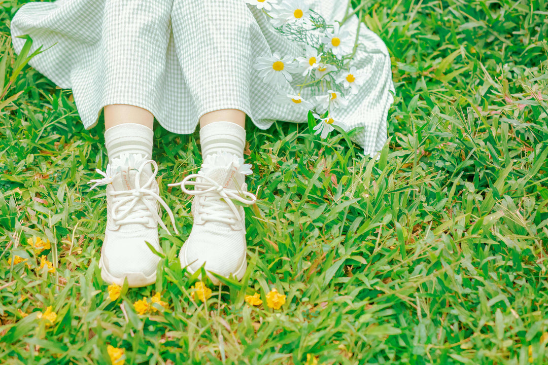 The Secret to Odor-Free Feet:  Why Bamboo Socks Stay Fresher Longer