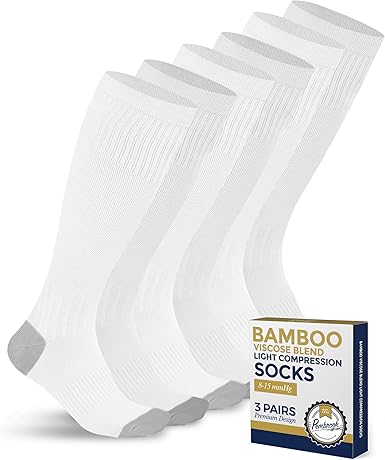 Three pairs of white socks with gray toes and heels, displayed with a packaging box labeled &